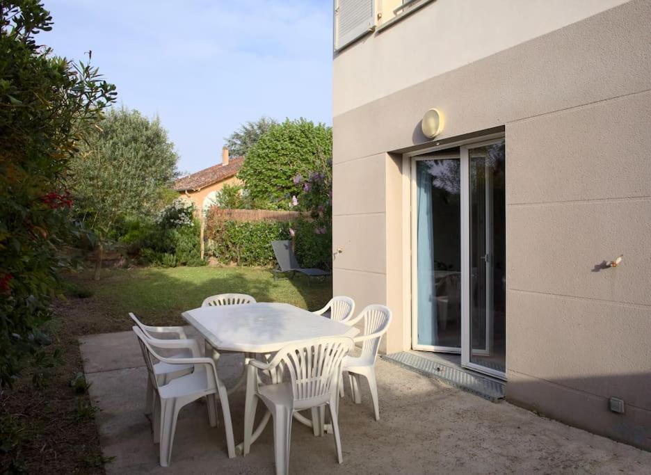 Maison Calme Avec Jardin Proche De Toulouse Eksteriør billede